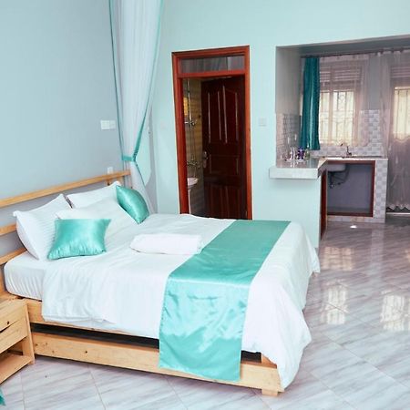 Westway Luxury Suites Mbarara Eksteriør bilde