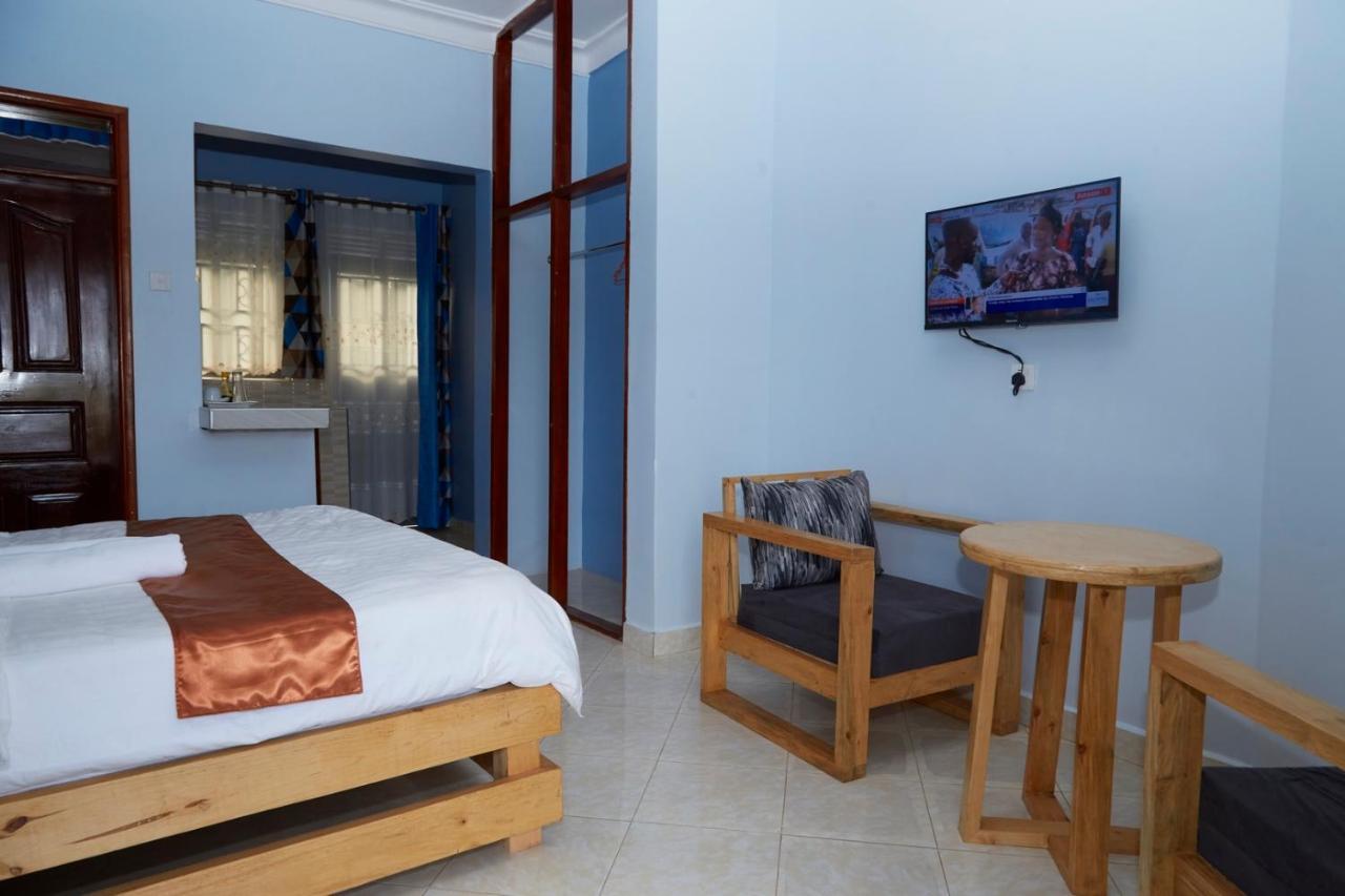 Westway Luxury Suites Mbarara Eksteriør bilde