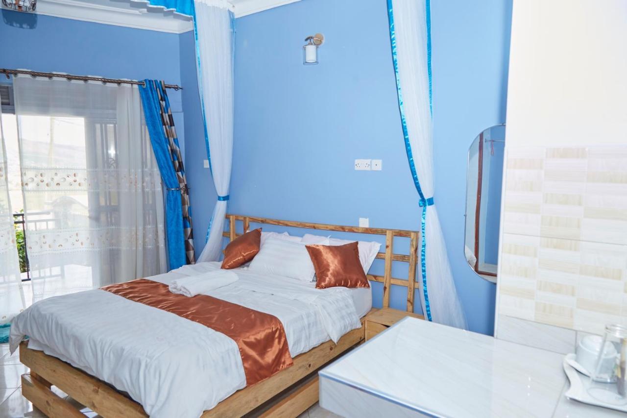 Westway Luxury Suites Mbarara Eksteriør bilde