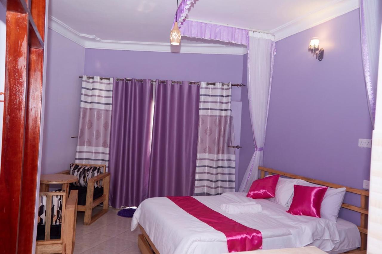 Westway Luxury Suites Mbarara Eksteriør bilde